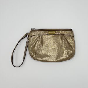 Coach Wristlet Metallic Leather Pleated Medium Clutch Silver/Pewter No F46484